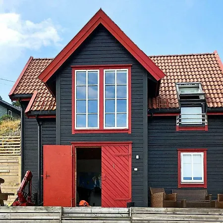 Holiday home Holiday *